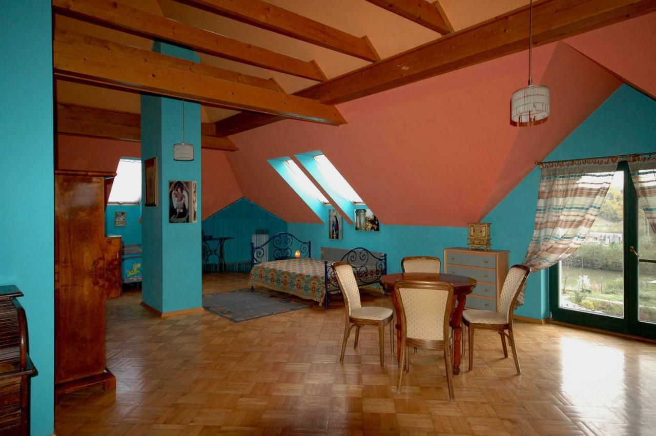 Wodne Ogrody Villa Добчице Екстериор снимка